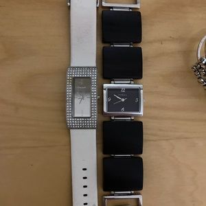 Fossil watches (needs new batteries)